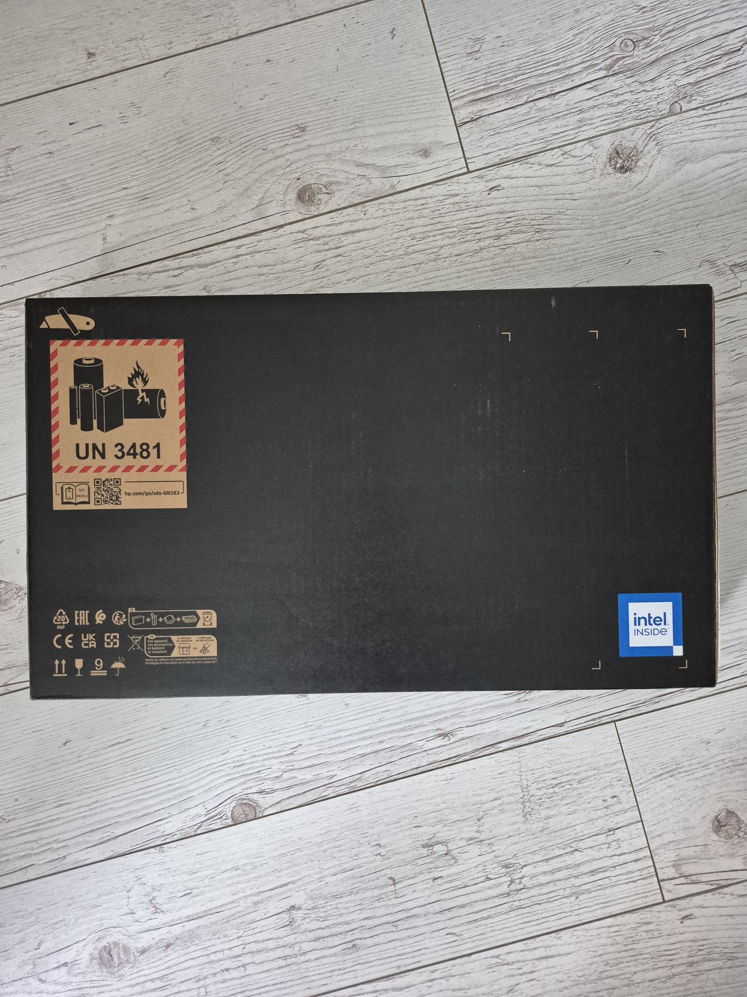 Sprzedam NOWY Laptop HP Victus 15-fa1652nw RTX 40