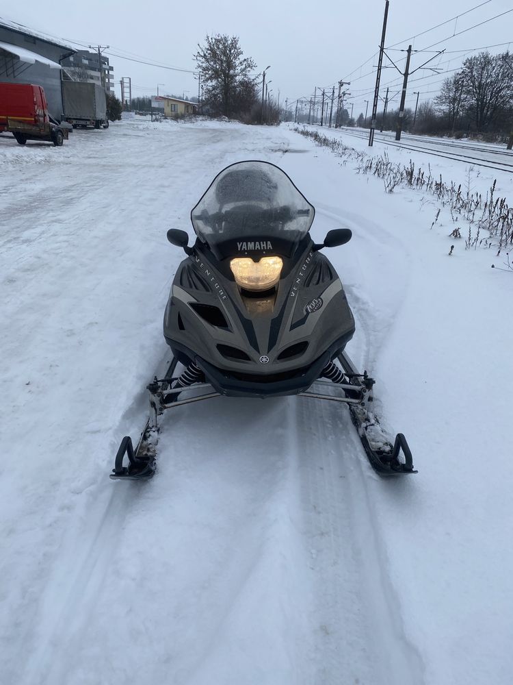 Skuter śnieżny Yamaha Venture 700 triple