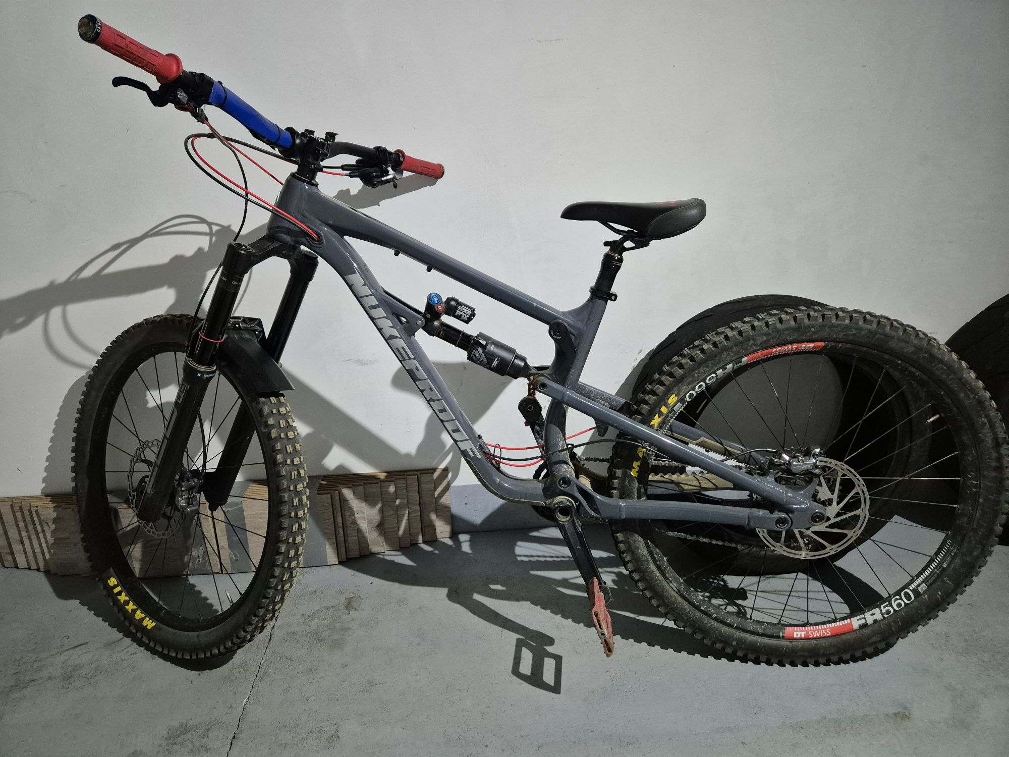 Nukeproof mega 275 M Zeb X2 spank dt swiss