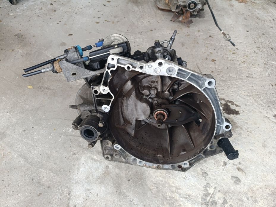 КПП коробка 1.4 1.6 vti 16V 20DP42 Citroen C4 c3 picasso Peugeot 207