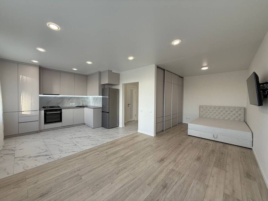 Центр, автономка, паркомісце — квартира в новобудові!