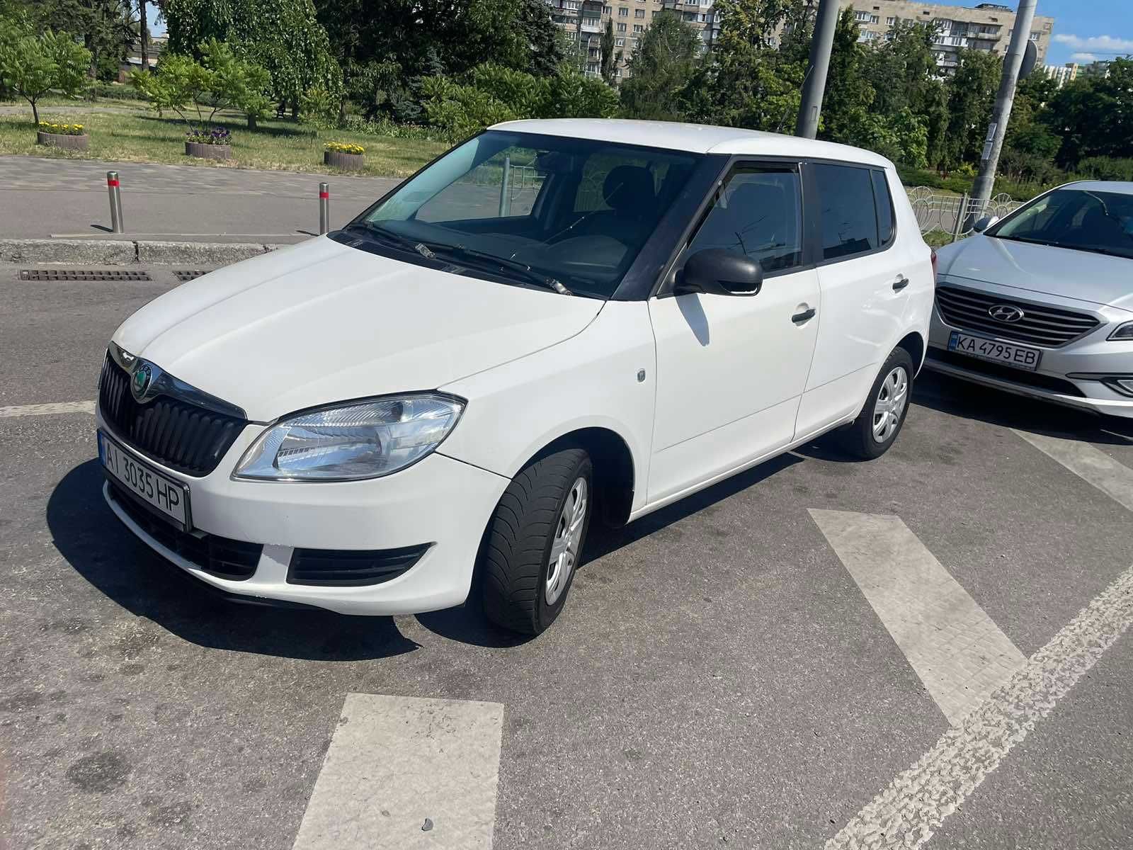 Оренда Skoda Fabia. Аренда с правом выкупа. Прокат автомобіля