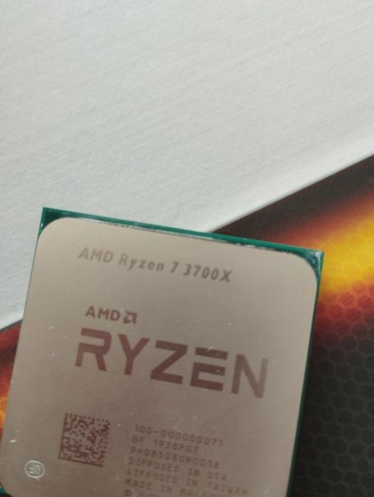 Procesor AM4 AMD Ryzen 7 3700x