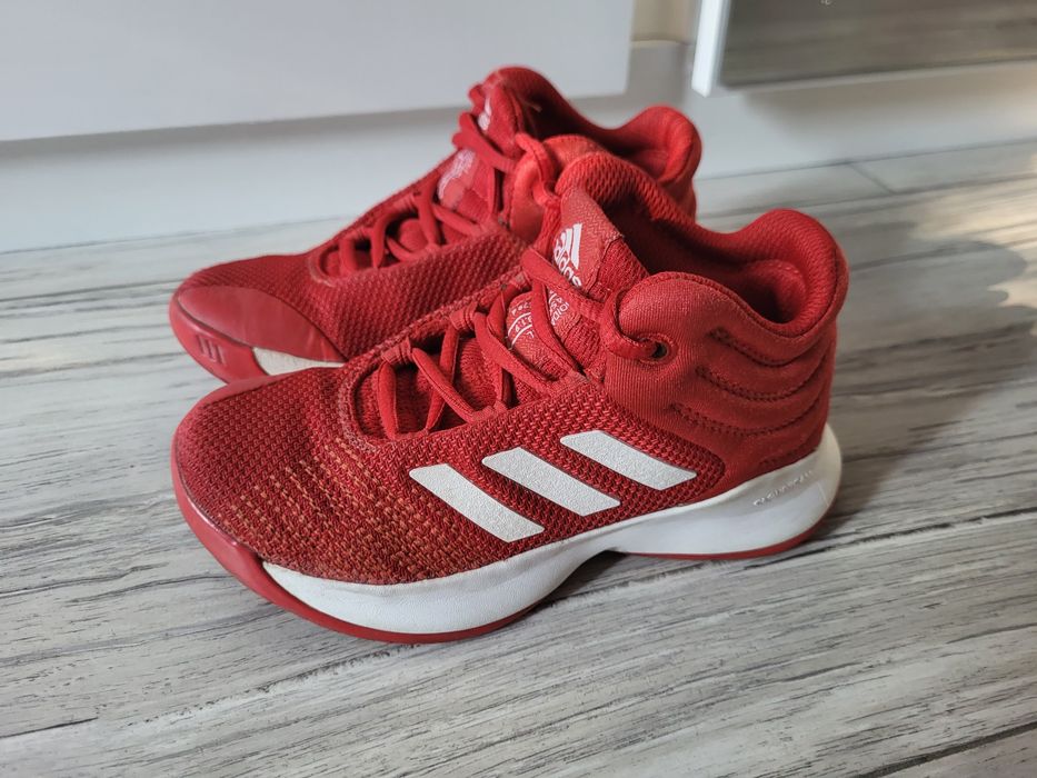 Buty Adidas dla chlopca 28,5