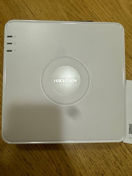Видеонаблюдение Hikvision DS-7104NI-Q1. Відеонагляд. Камера