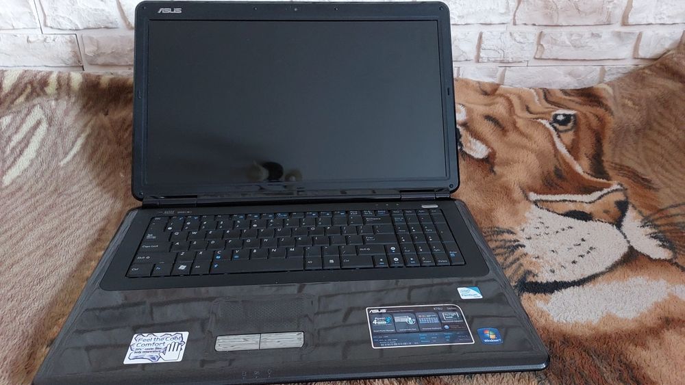 Laptop Asus k70ij T4300 17.3