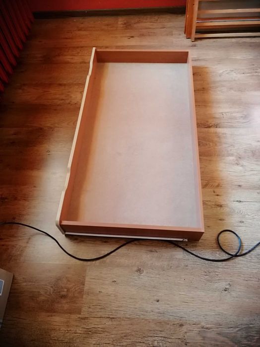 Łóżeczko dziecięce, drewniane z szufladą  + materacem 120x60
