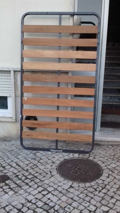 estrado para cama bom estado