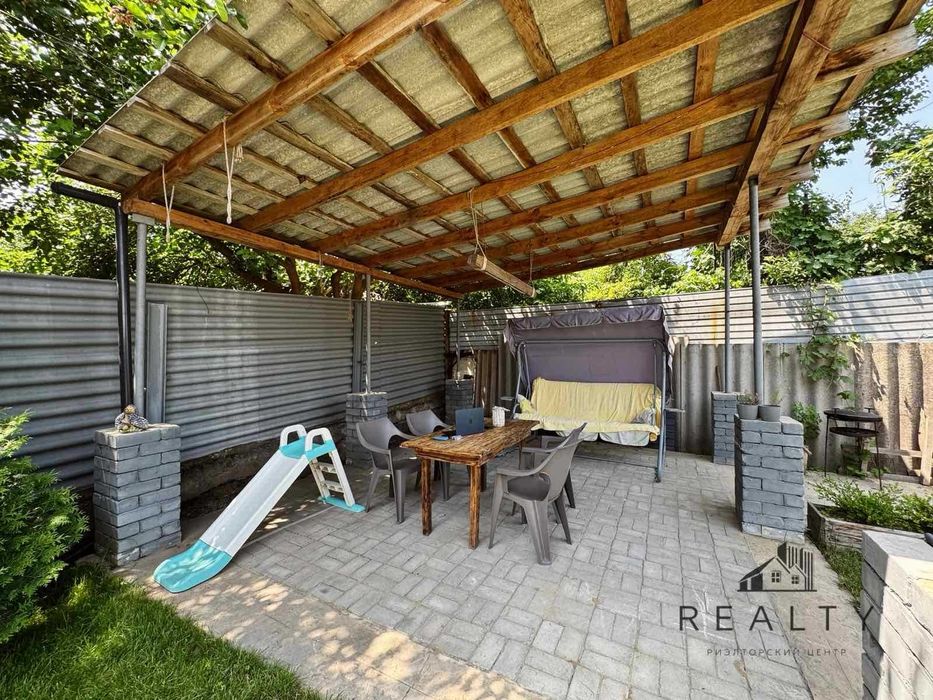 Продаж частини будинку по вул. Мурманська (22-419-084)