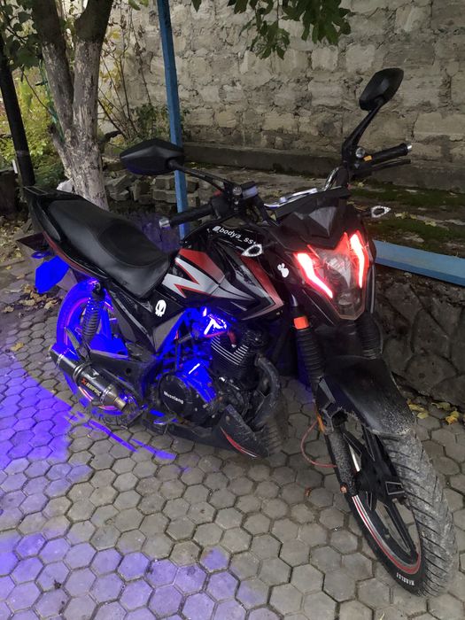 продам мустанг 200