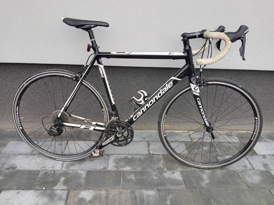 Rower szosowy, szosa CANNONDALE Caad 8, aluminiowa,koła 28'