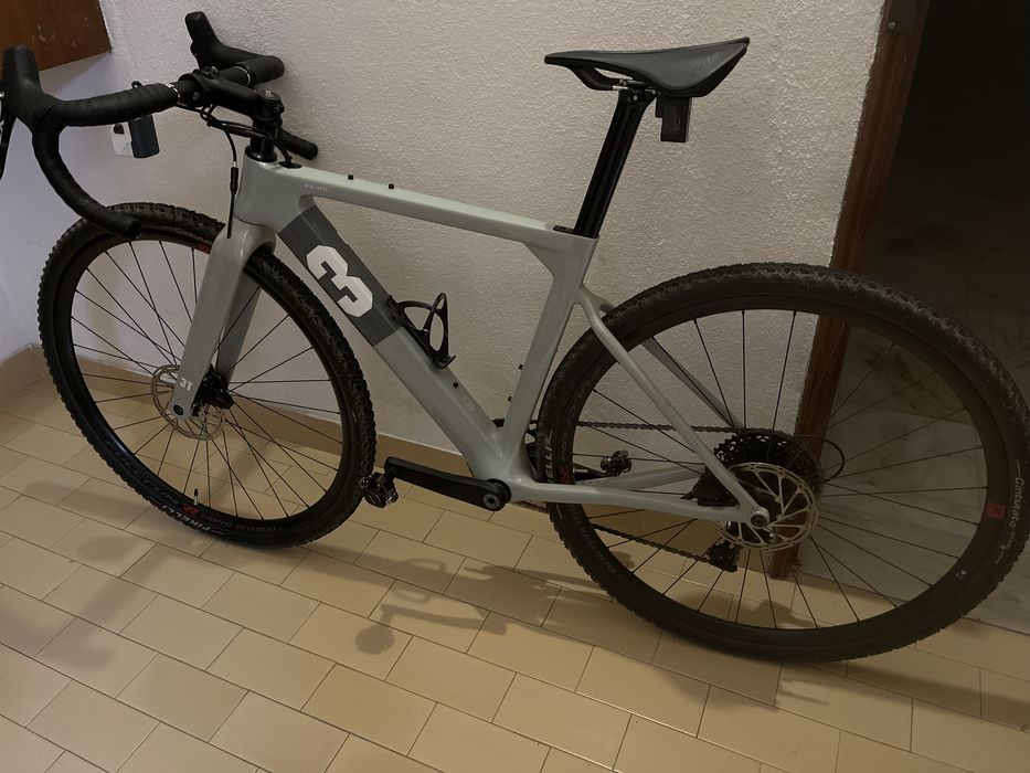 Bicicleta 3T primo carbono