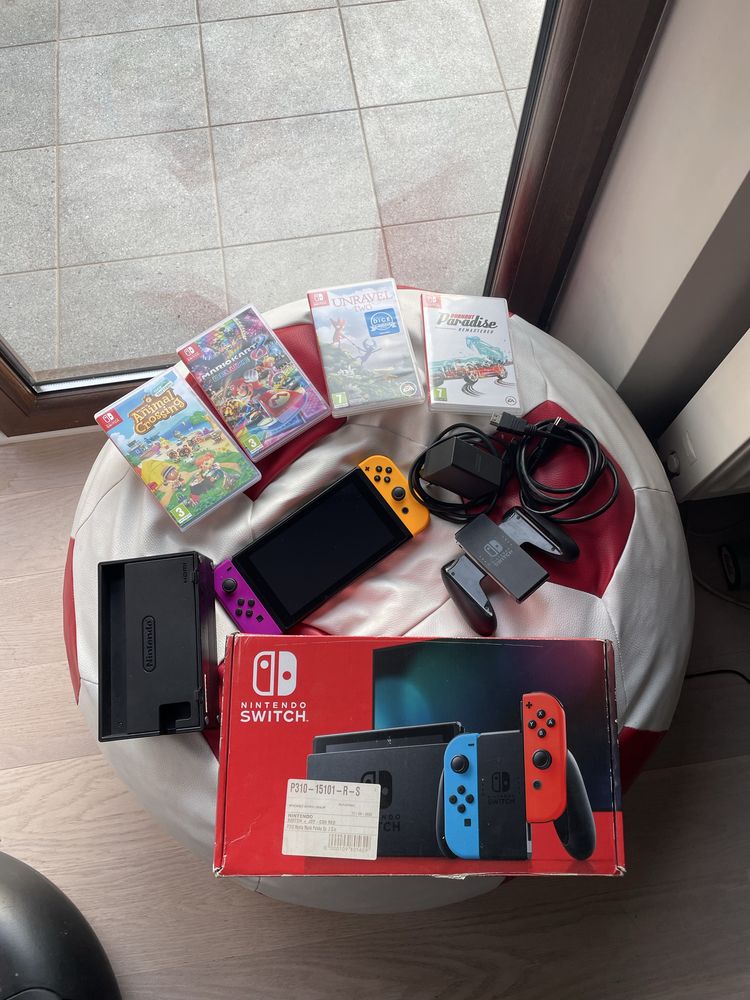 Sprzedam Nintendo Switch razem z grami.