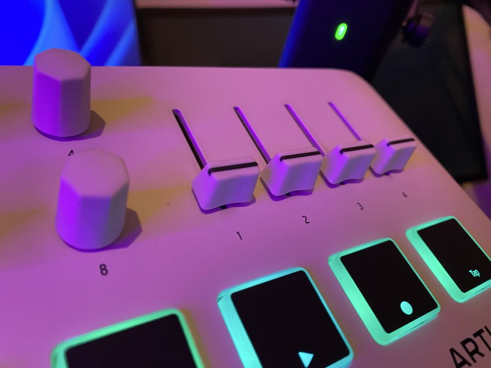 MIDI-клавіатура Arturia MiniLab 3