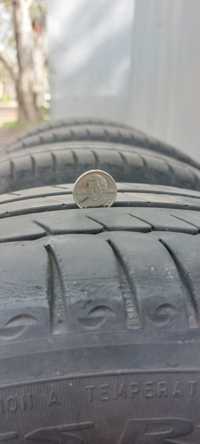 Продам шины 215/55R16