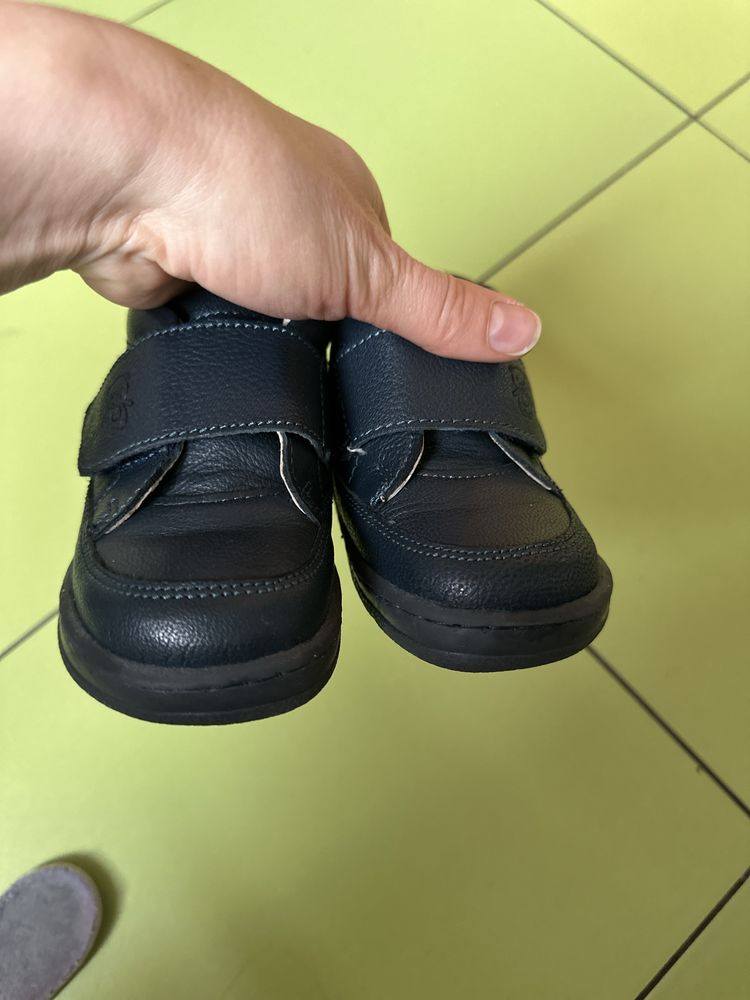 Jesienne botki dla dziecka nowe