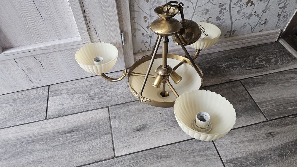 Żyrandol mosiężny na 6 żarowek