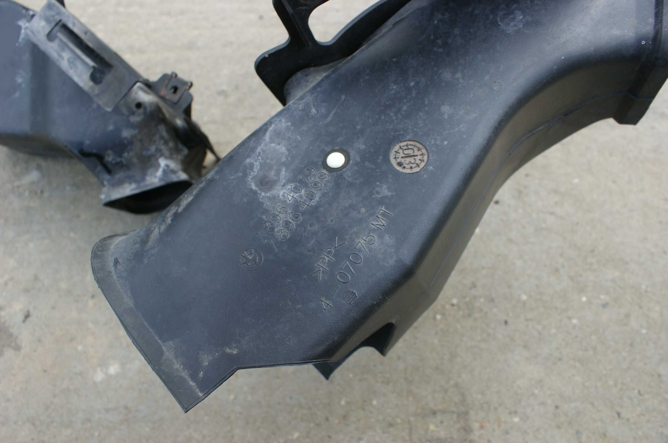 Bmw e46 coupe cabrio wlot wloty powietrza hamulców lewy prawy mpakiet