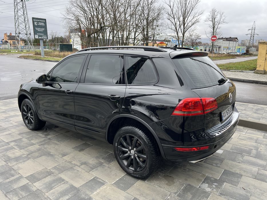 Volkswagen Touareg  2012 Official