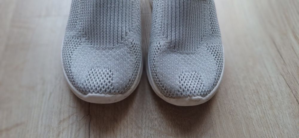 Buty rozm 25 wkl 16cm