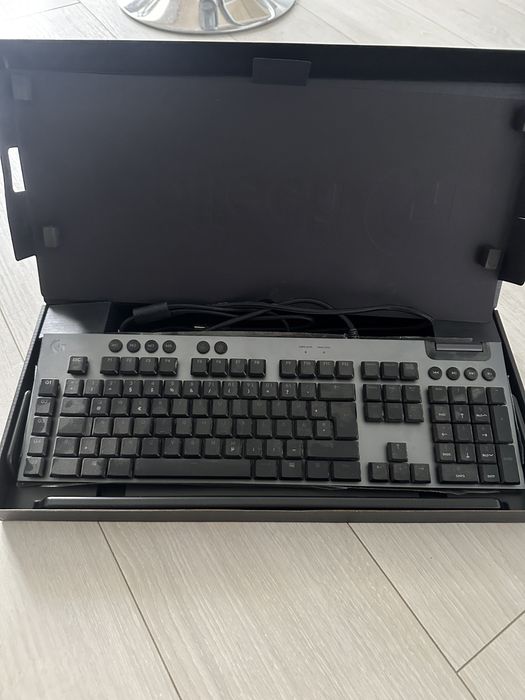 Клавіатура logitech g815