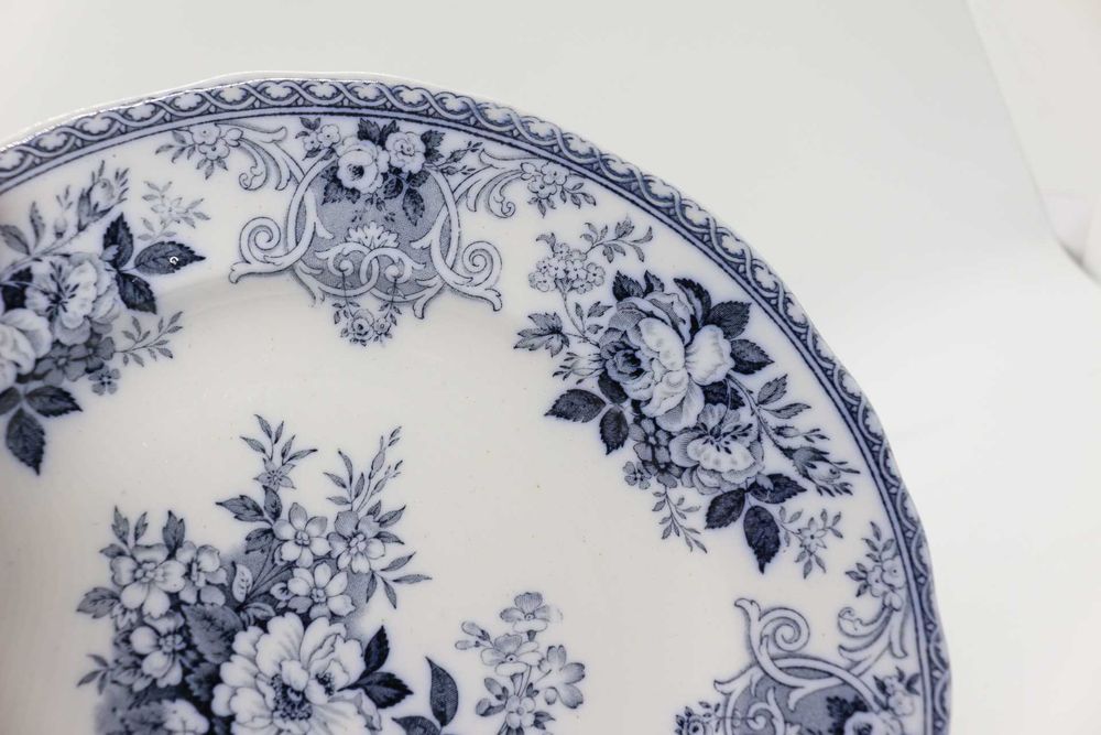 Prato recortado Floral Azul porcelana Inglesa Bouquet PR&H