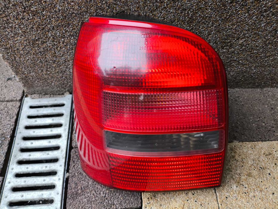 Lampa Tylna Lewa Audi A4 B5 Kombi Lift
