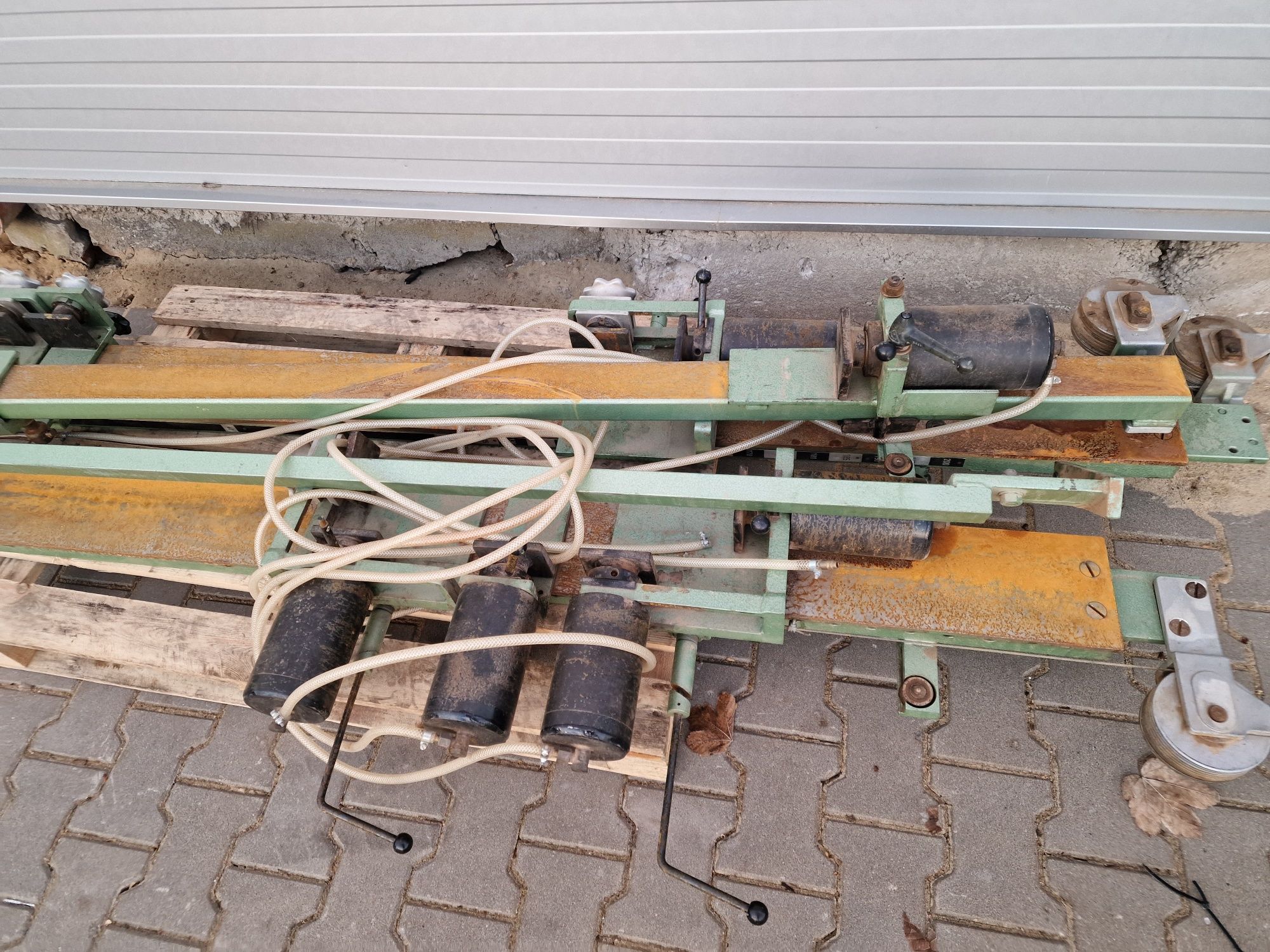 Prasa Ramowa Maweg pneumatyczna Hess