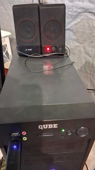 Компьютер, монитор, в сборе