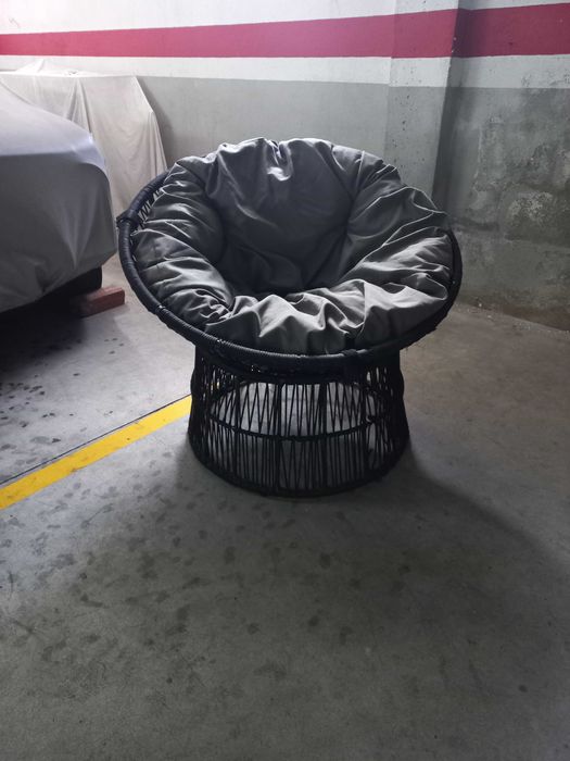 Cadeirão / Puffe preto