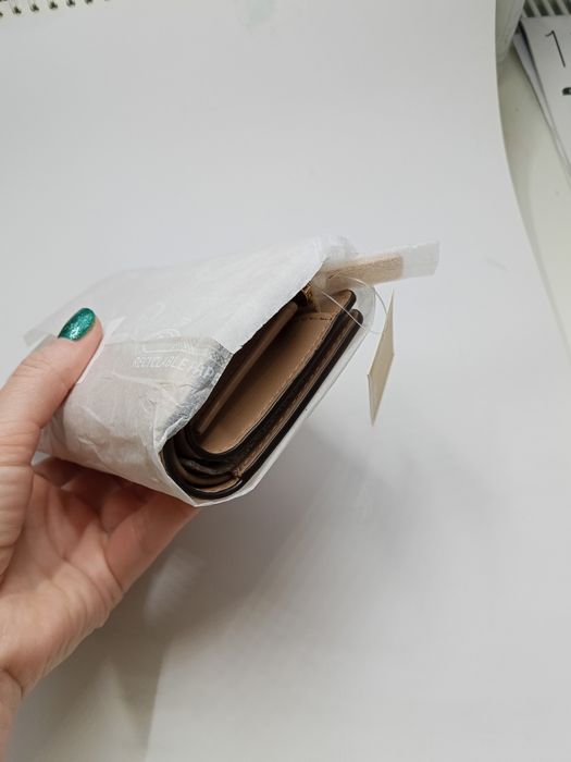 Шкіряний гаманець Michael Kors