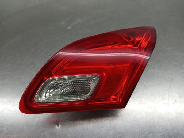 Farolim da mala direito OPEL Astra J