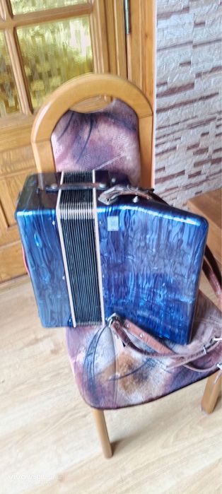 Akordeon Victoria II 80 basów