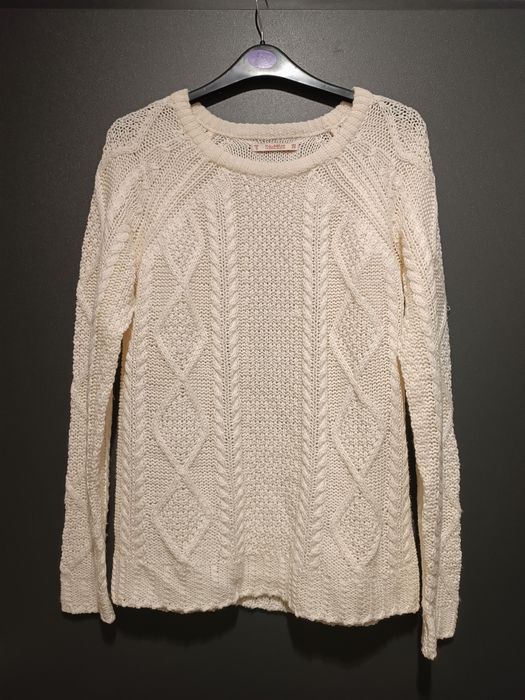 Biały śmietankowy sweter z warkoczami S 36