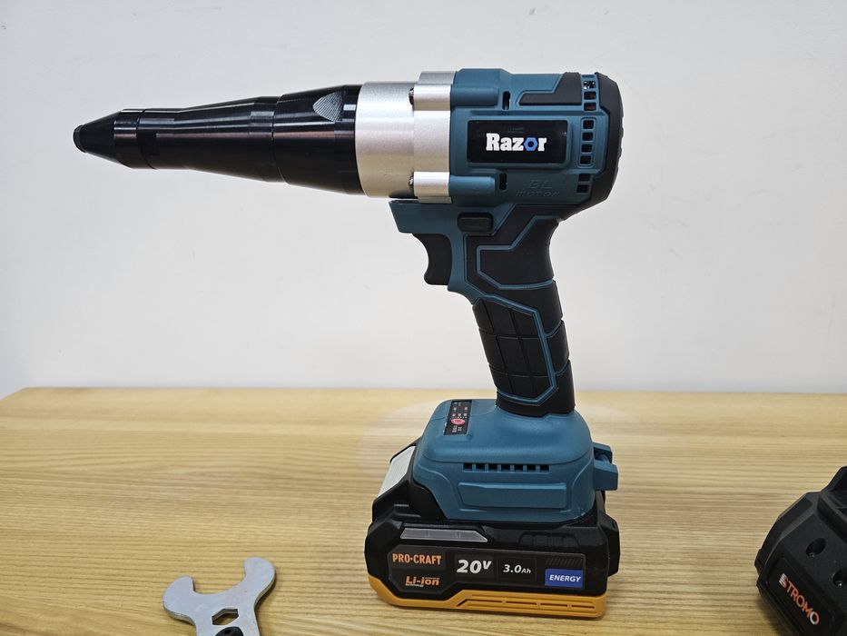 Заклепочник Razor DBL-38 Аккумуляторный под акб Makita/ProCraft 20V