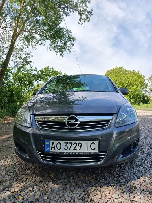Продається opel zafira b в ідеальному стані пригнана з Германії