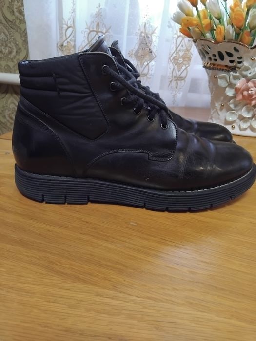 Чоловічі шкіряні черевики