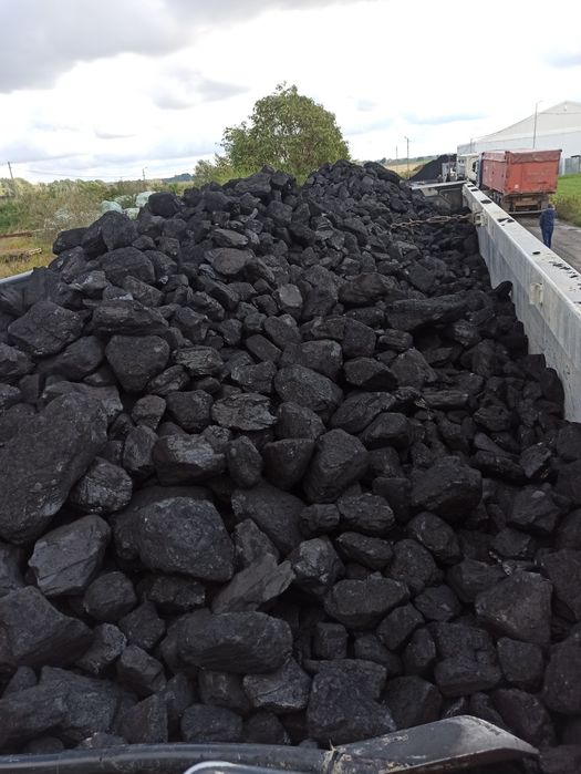 Usługi transportowe wywrotka 27t40m3 Kruszywa, Wapno, Zboża, węgiel.