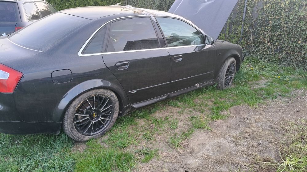 Audi A4B6 3.0 Benzyna 2002 rok