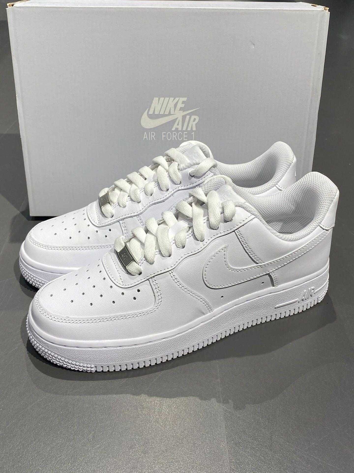 NikeAirForce1Low'07White-Nowe i nieuzywane R.44