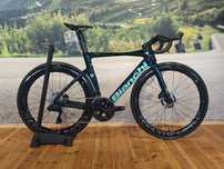 Nowy rower szosowy Bianchi Oltre RC 140th Dura-Ace RATY 0% VELOPOLIS