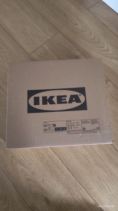 Nowa szafka ścienna Eket, kolor biały