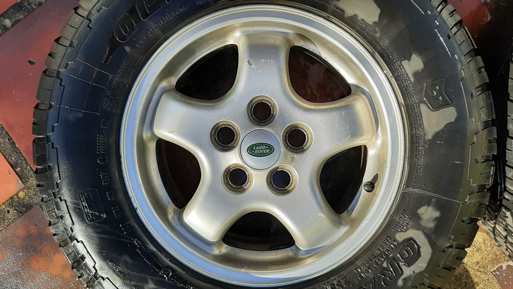 4 Pneus + 4 Jantes Land Rover Discovery 2 / P38 GENERAL GRABBER 255/65