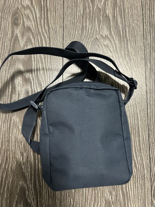 Levis сумка месенджер , оригінал