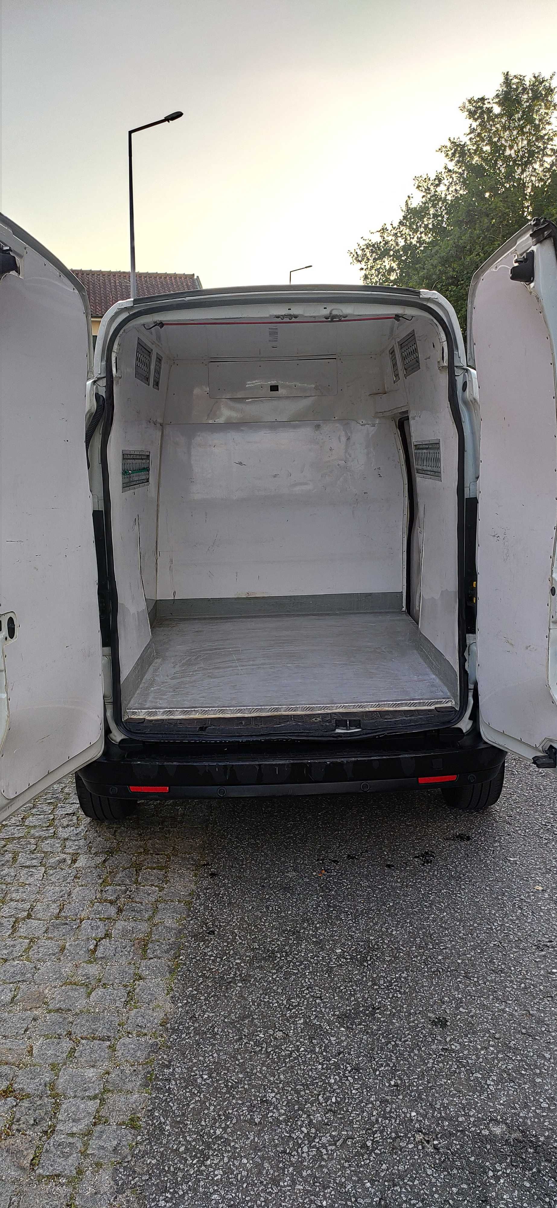 Fiat Doblo 1.6(120cv) - Fibrada - Iva dedutível