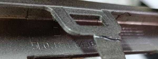 Grelha Seat Leon (5F1) (12/+)