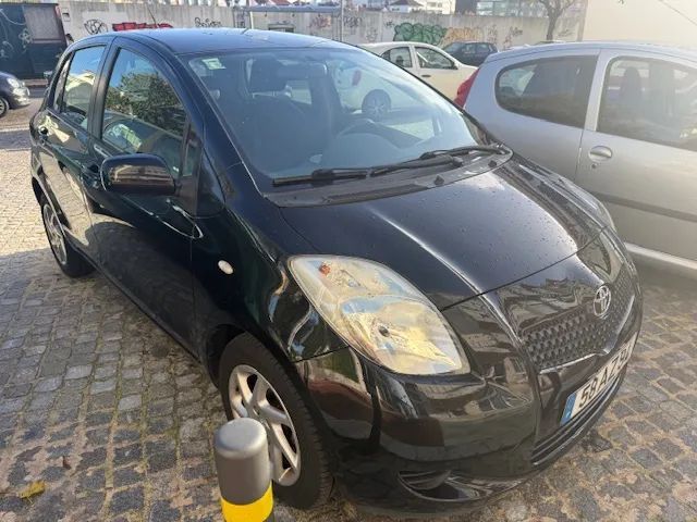 Toyota Yaris 1.0 VVT-i AC Manual