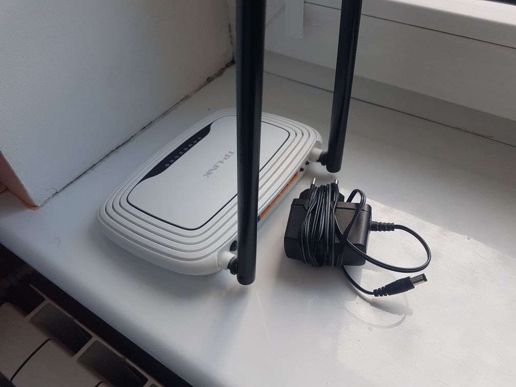 Router WiFi TP-LINK TL-WR841N