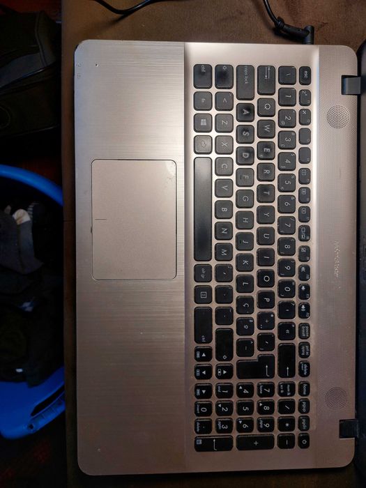 ASUS X541UJ i7 (2017)