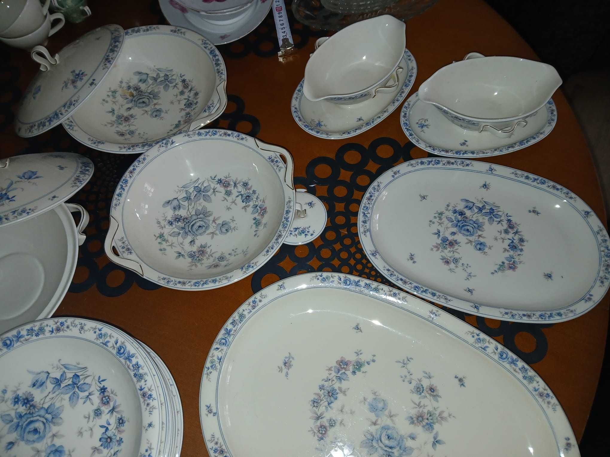 Zastawa stołowa z porcelany marki Krautheim Selb Bavaria. Niekompletna